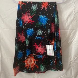 Lularoe Black with Floral Design Maxi Skirt Medium NWT